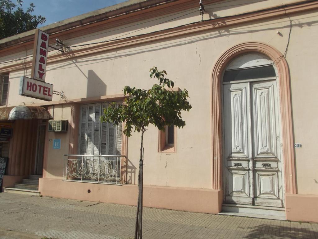Hotel Danaly Salto Exterior photo